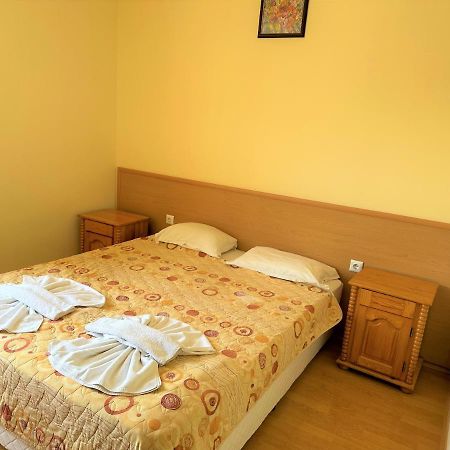 Bravo 1 Morenia Sunny Beach Ngoại thất bức ảnh